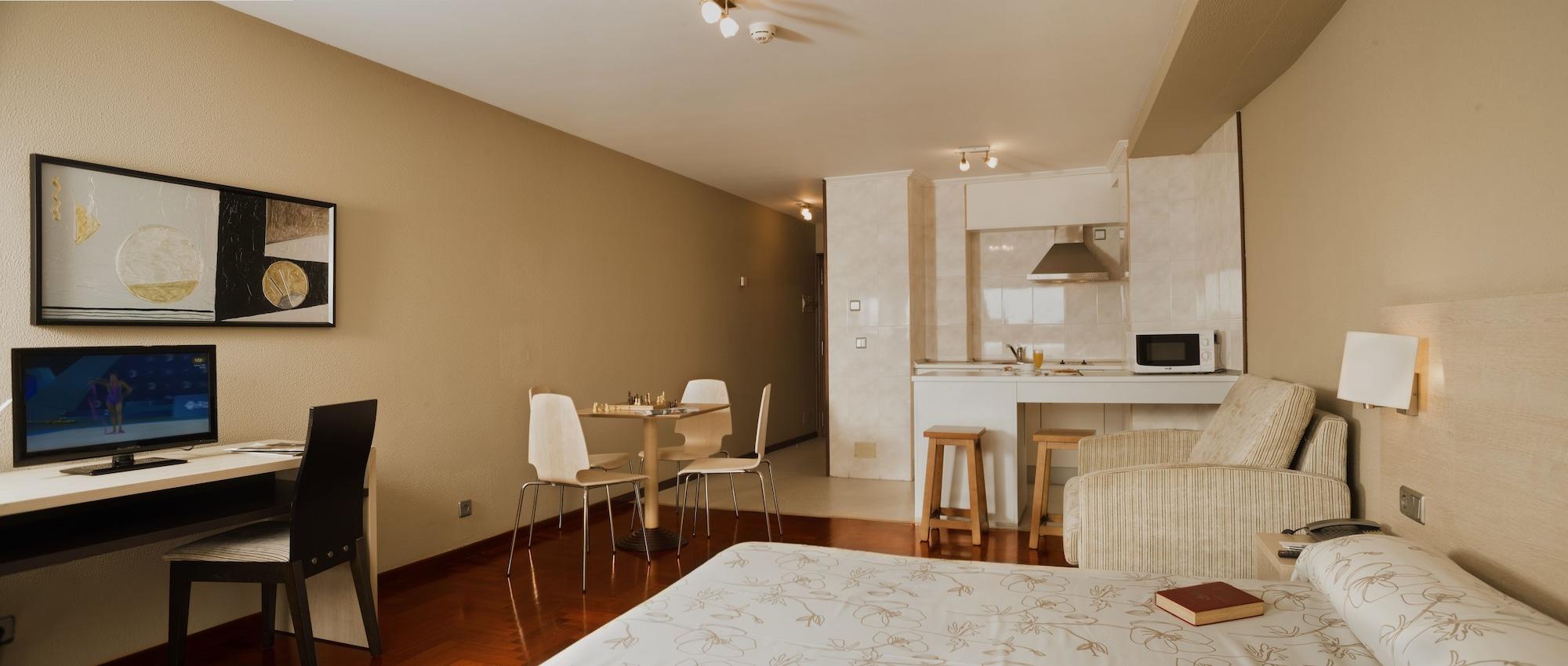 Apartamentos Portazgo A Coruña Kültér fotó