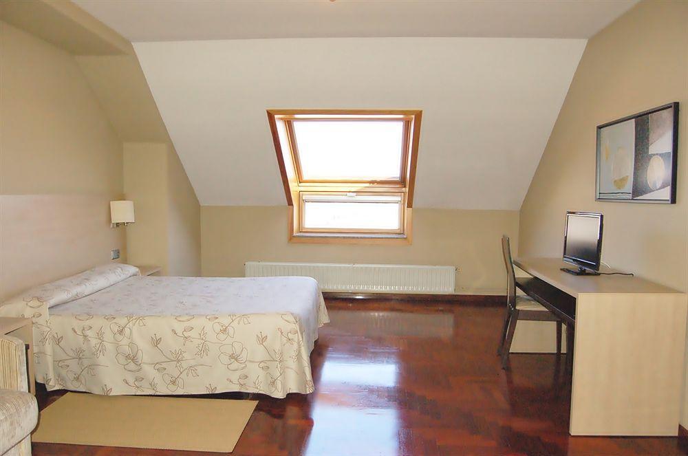 Apartamentos Portazgo A Coruña Kültér fotó